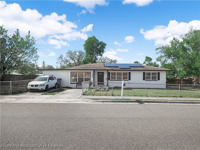 1335 Glenwood Avenue, Sebring, FL 33870