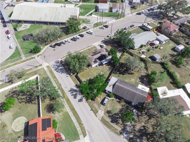 1335 Glenwood Avenue, Sebring, FL 33870