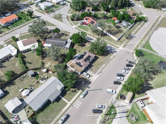 1335 Glenwood Avenue, Sebring, FL 33870