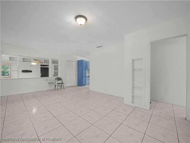 1335 Glenwood Avenue, Sebring, FL 33870