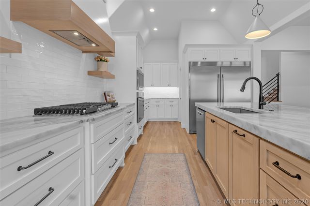 5327 E 124th Place S, Bixby, OK 74008