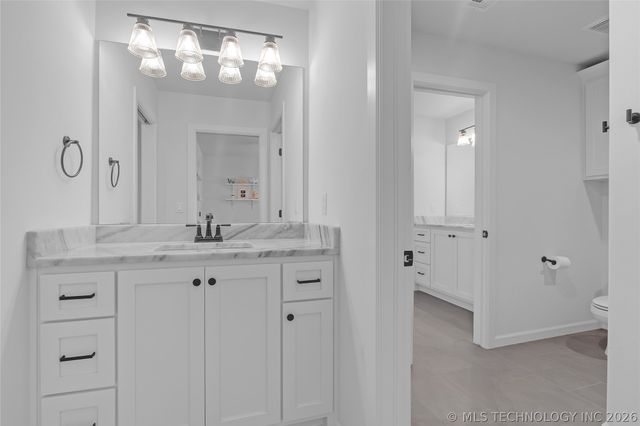 5327 E 124th Place S, Bixby, OK 74008