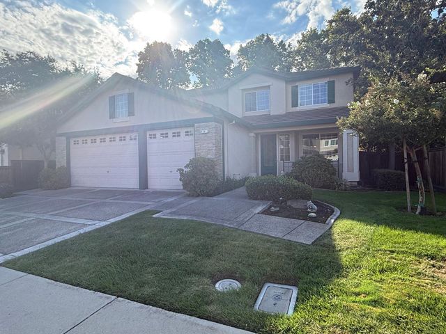 6541 Brook Hollow Cir, Stockton, CA 95219