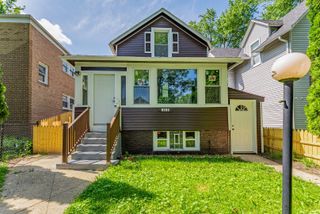 1914 Foster Street, Evanston, IL 60201