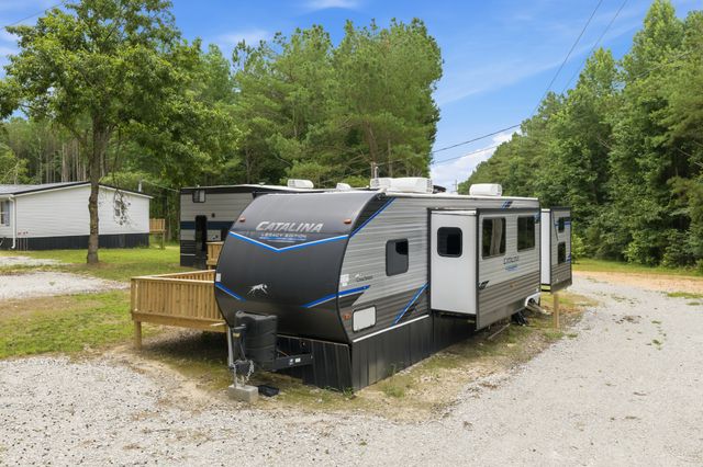 174 Grice Ln, Parsons, TN 38363