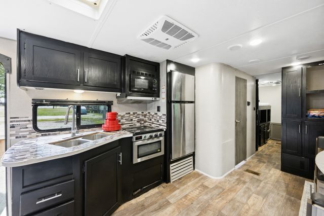 174 Grice Ln, Parsons, TN 38363