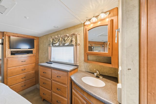 174 Grice Ln, Parsons, TN 38363