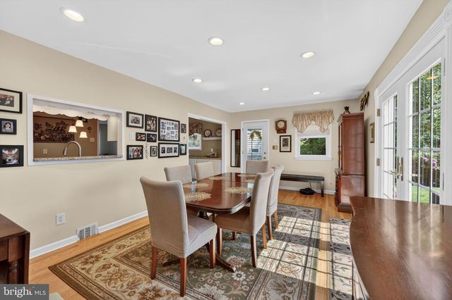 2225 E HELMS MNR, Upper Chichester, PA 19061