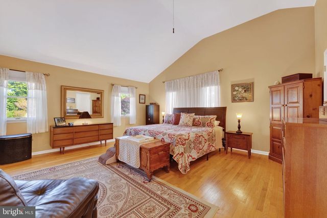 2225 E HELMS MNR, Upper Chichester, PA 19061