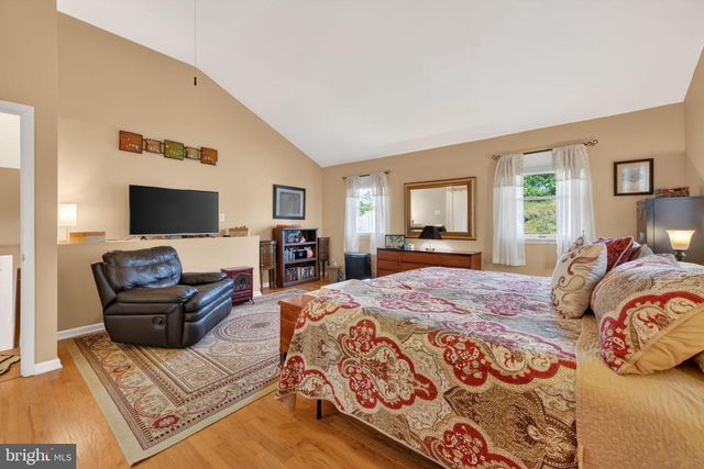 2225 E HELMS MNR, Upper Chichester, PA 19061