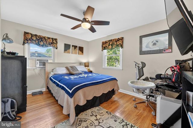 2225 E HELMS MNR, Upper Chichester, PA 19061