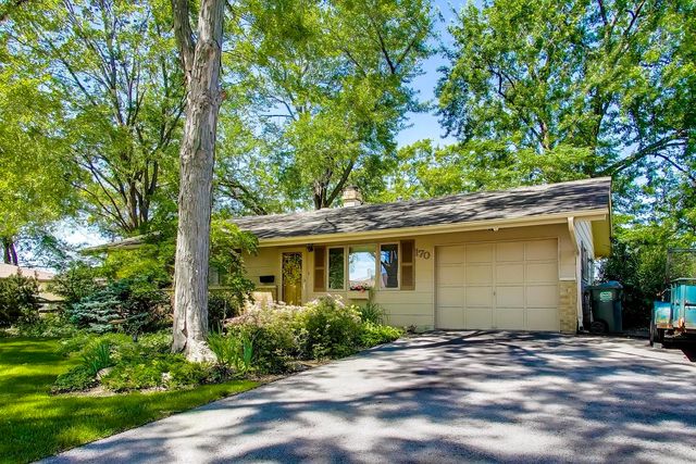 170 Westview Street, Hoffman Estates, IL 60169