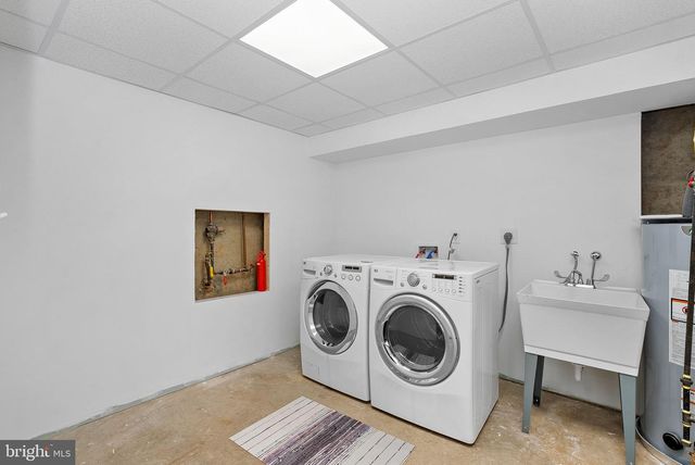 105 COUNTRY ROAD, Potomac Falls, VA 20165