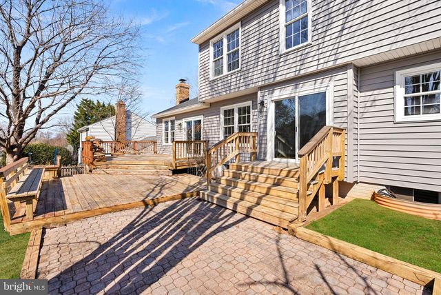 105 COUNTRY ROAD, Potomac Falls, VA 20165