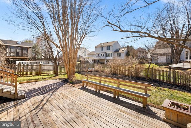 105 COUNTRY ROAD, Potomac Falls, VA 20165