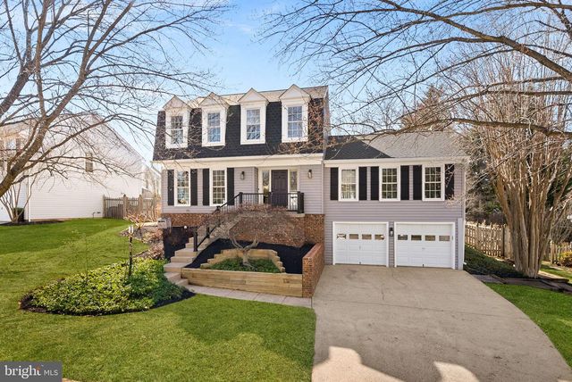 105 COUNTRY ROAD, Potomac Falls, VA 20165