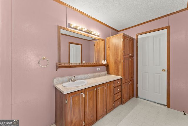 638 Hazel Creek Road, Mount Airy, GA 30563