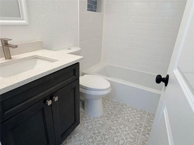 10320 COUNTY LAKE DRIVE, Port Richey, FL 34668