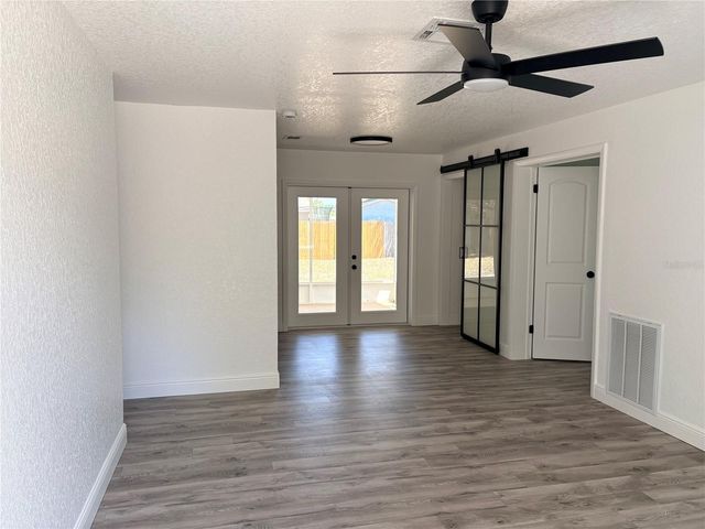 10320 COUNTY LAKE DRIVE, Port Richey, FL 34668