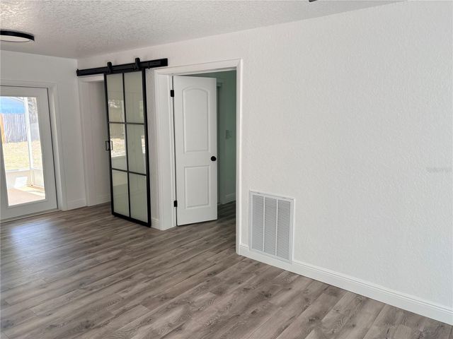 10320 COUNTY LAKE DRIVE, Port Richey, FL 34668