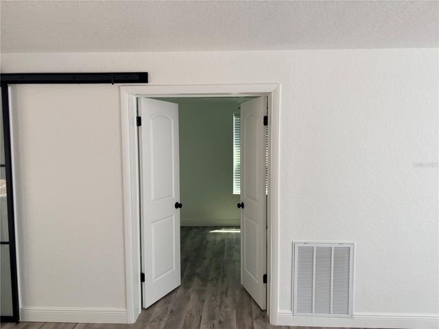 10320 COUNTY LAKE DRIVE, Port Richey, FL 34668