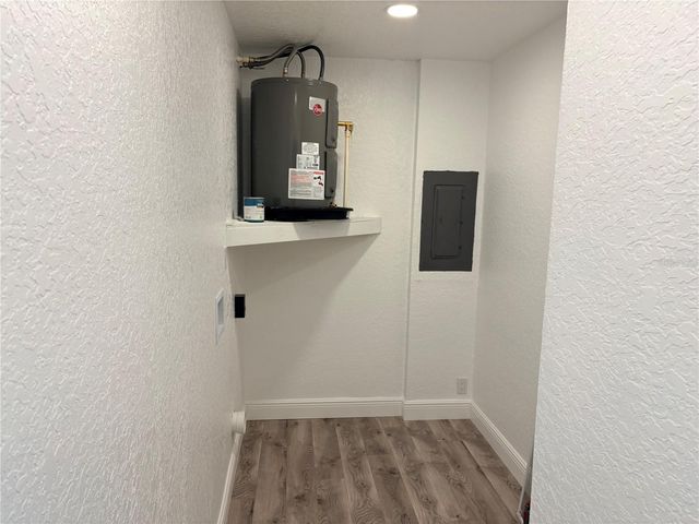 10320 COUNTY LAKE DRIVE, Port Richey, FL 34668