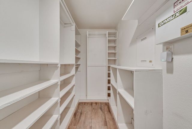 500 Crescent Creek Lane, Fort Worth, TX 76140