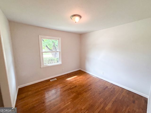 5552 Pine Street, Lula, GA 30554