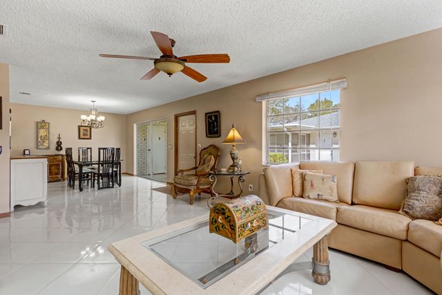 10095 42nd Avenue S 145, Boynton Beach, FL 33436