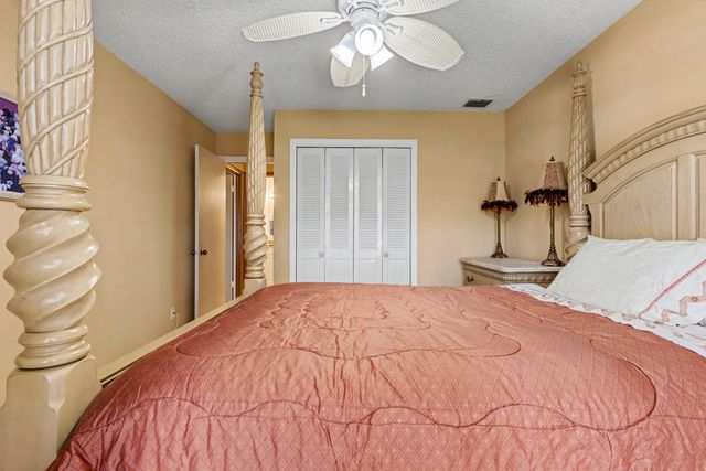 10095 42nd Avenue S 145, Boynton Beach, FL 33436