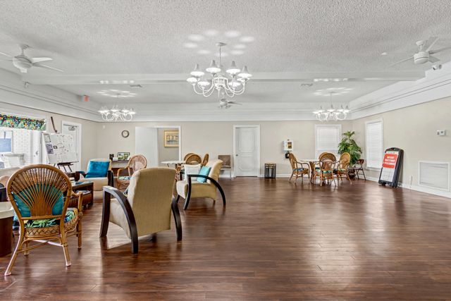 10095 42nd Avenue S 145, Boynton Beach, FL 33436