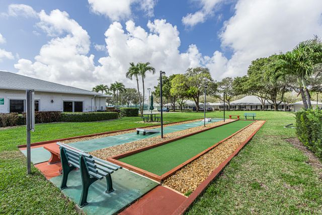 10095 42nd Avenue S 145, Boynton Beach, FL 33436