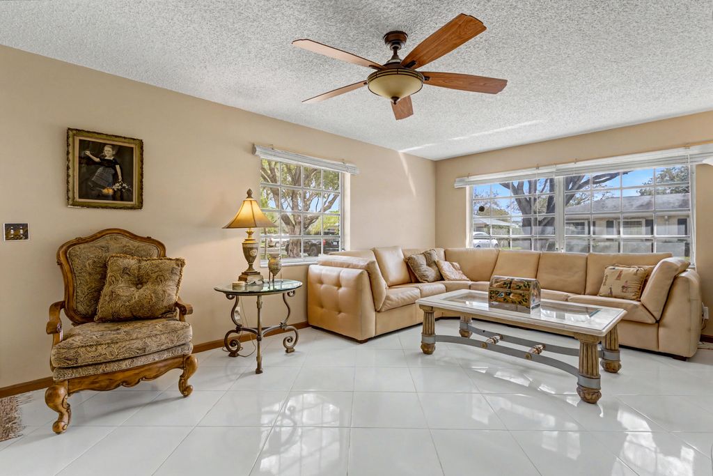 10095 42nd Avenue S 145, Boynton Beach, FL 33436