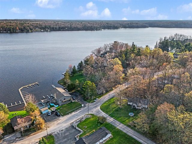 5989 Barnhart Road, Ludington, MI 49431