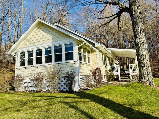 5989 Barnhart Road, Ludington, MI 49431