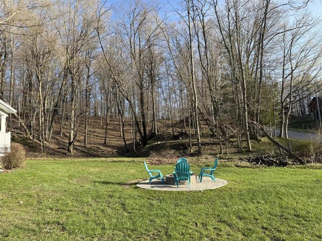5989 Barnhart Road, Ludington, MI 49431