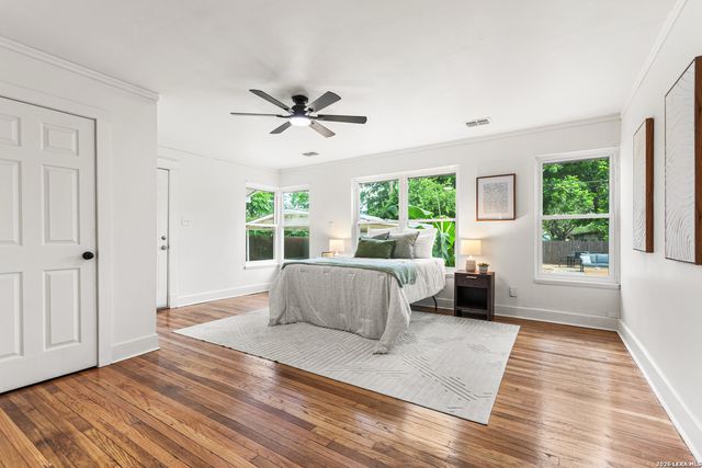 1822 W Magnolia, San Antonio, TX 78201