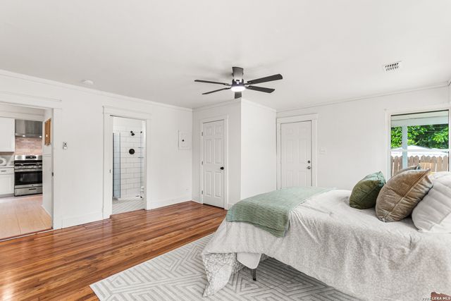 1822 W Magnolia, San Antonio, TX 78201
