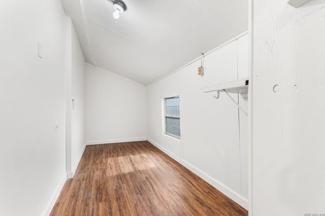 1822 W Magnolia, San Antonio, TX 78201