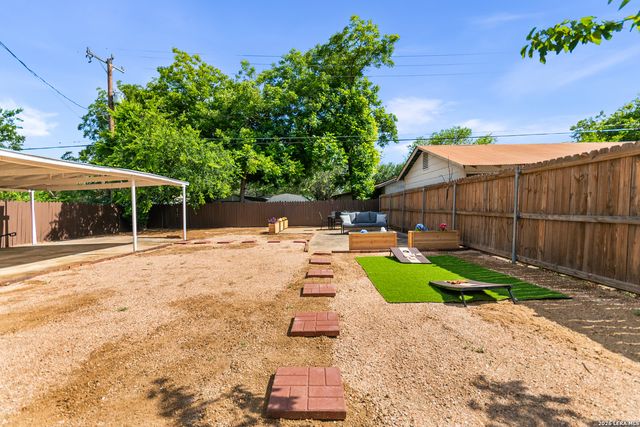 1822 W Magnolia, San Antonio, TX 78201