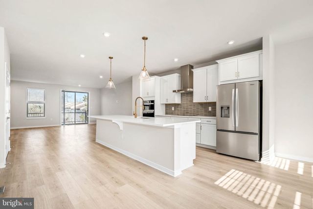 6232 FOLLY LN, Alexandria, VA 22315