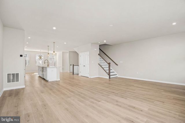 6232 FOLLY LN, Alexandria, VA 22315