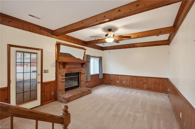 9 Ancel CT, Hampton, VA 23666