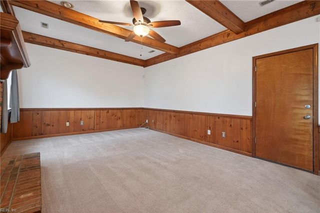 9 Ancel CT, Hampton, VA 23666