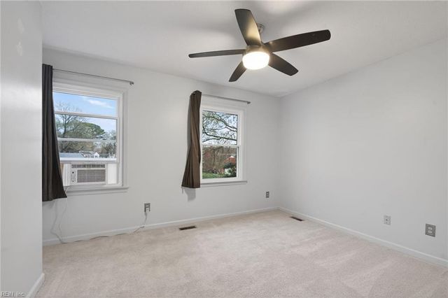 9 Ancel CT, Hampton, VA 23666