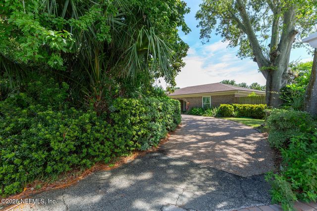 64 PHILLIPS Avenue, Ponte Vedra Beach, FL 32082