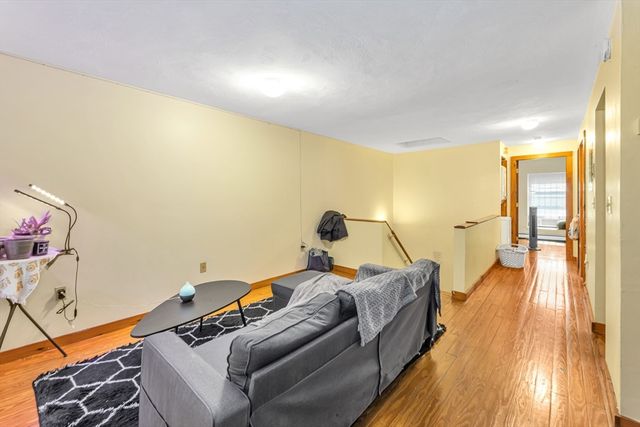 90 Blue Hill Ave, Boston, MA 02119