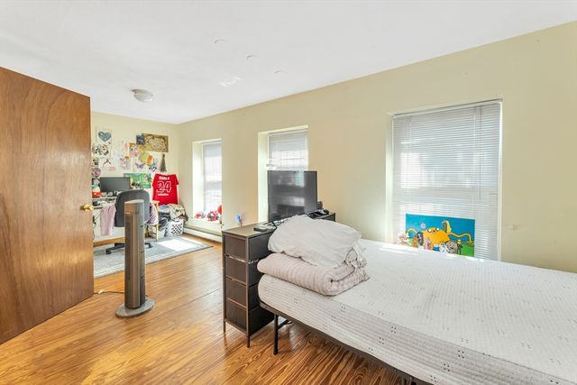 90 Blue Hill Ave, Boston, MA 02119