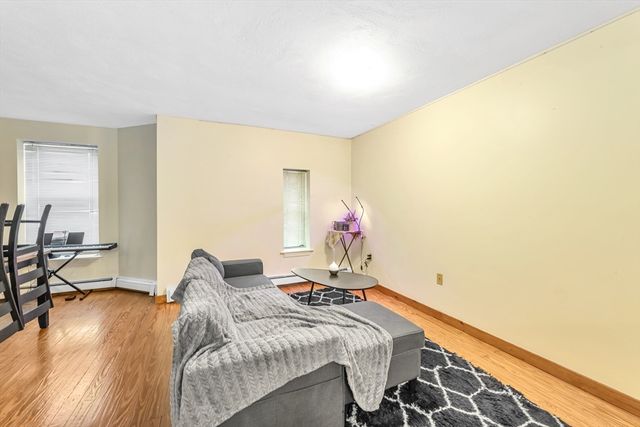 90 Blue Hill Ave, Boston, MA 02119