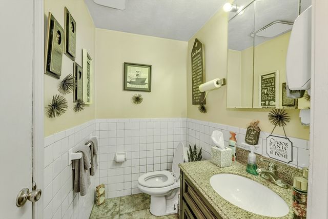 90 Blue Hill Ave, Boston, MA 02119